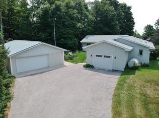 8002 E Donner Rd, Traverse City, MI 49684
