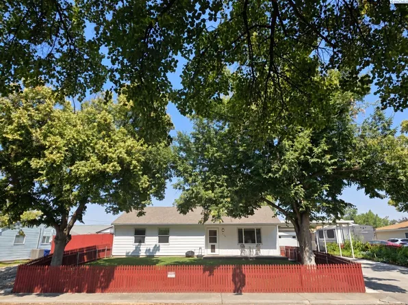 410 Basswood Ave, Richland, WA 99352