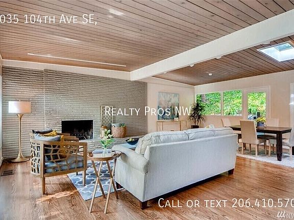 3rd image of 1035 104th Ave SE