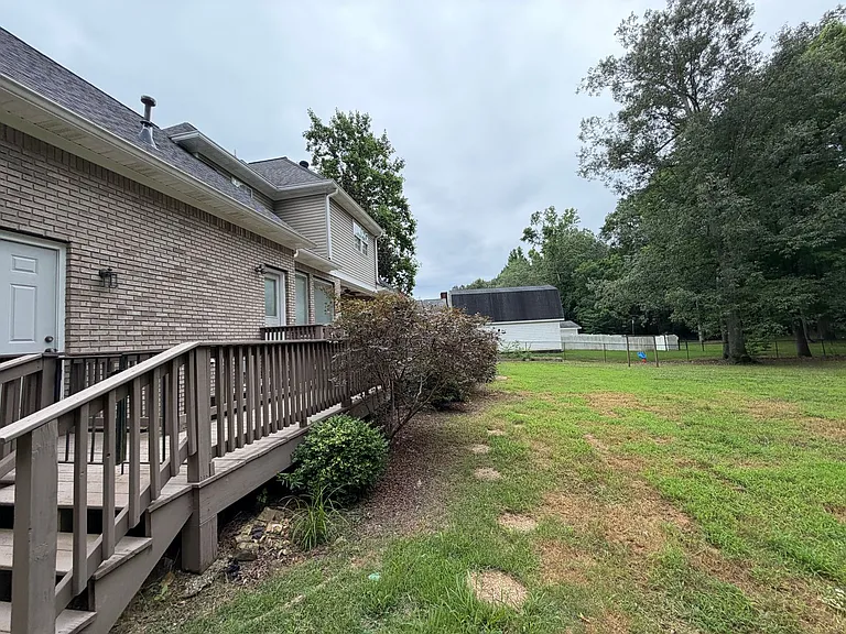 216 Rollingwood Cir NW — Photo 47