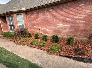 3111 Cape Cod Ct, Arlington, TX 76017