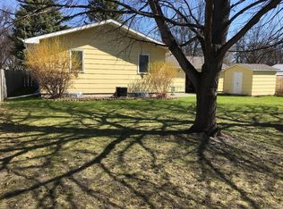 4811 4th Ave N, Grand Forks, ND 58203