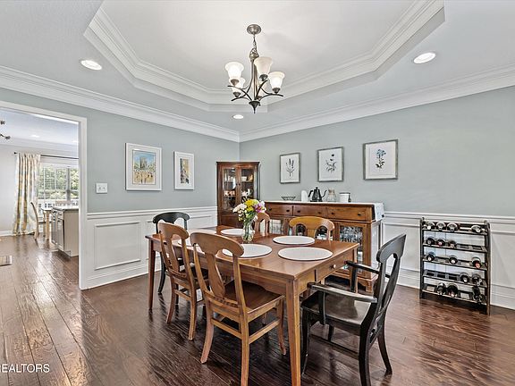 5th image of 1525 Dogwood Cove Ln