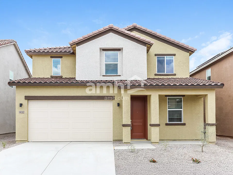 7436 S Dempsey Ave