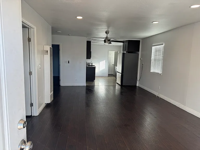 847 W Gage Ave #1 — Photo 19