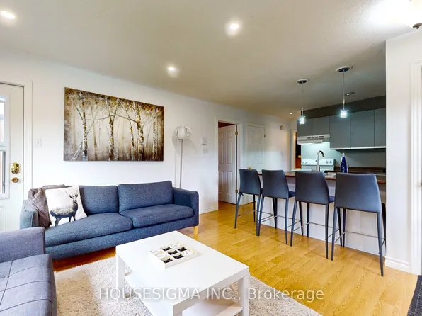 23 Dawson Dr #101, Collingwood, ON L9Y 5B4