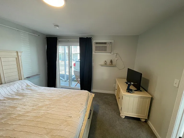 449 Ocean Blvd #101 — Photo 9