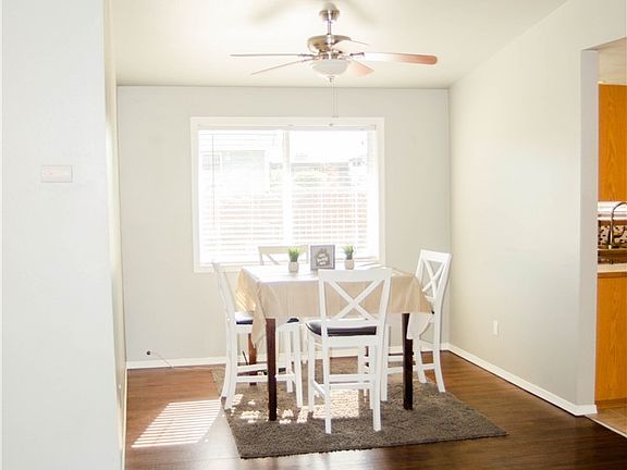 3rd image of 1717 W Mockingbird St