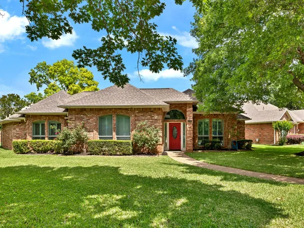 259 Winding Hollow Ln, Coppell, TX 75019