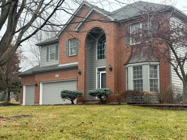 3514 Oakleaf Ln, Crystal Lake, IL 60012