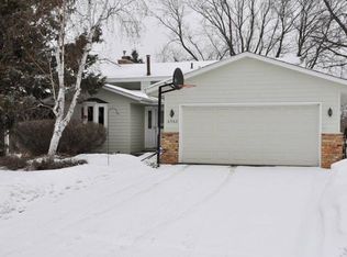 6960 Empire Ln N, Maple Grove, MN 55311