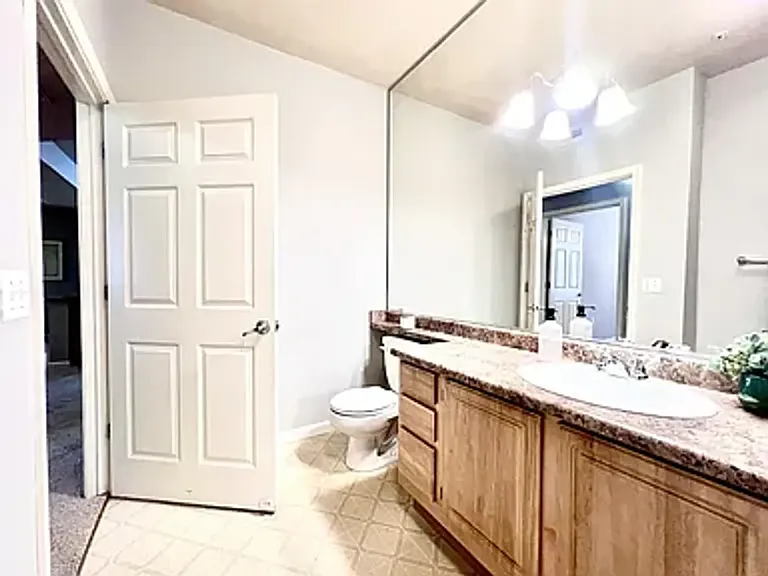 501 Gibson Dr #711 — Photo 10