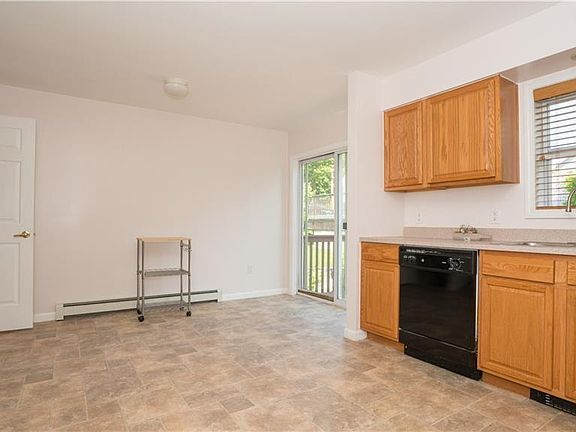 5th image of 8 North St