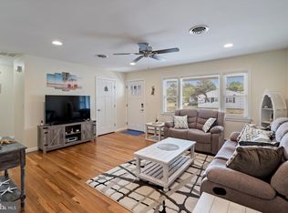 90 Westbrook Dr, Toms River, NJ