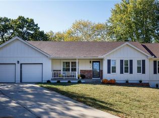 6516 Longview Rd, Shawnee, KS 66218