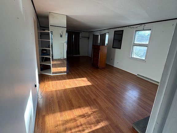 5th image of 53 Lucas Avenue