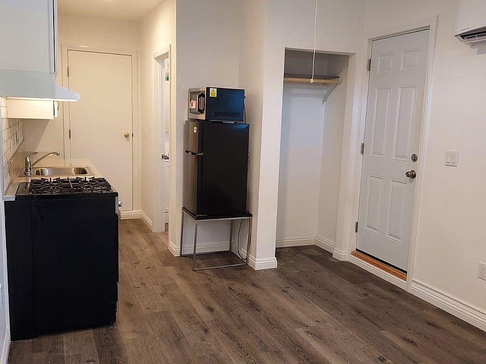 2nd image of 1530 Regene St #B