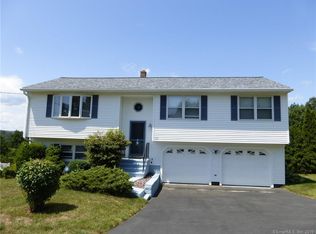 233 Donovan Rd, Naugatuck, CT 06770