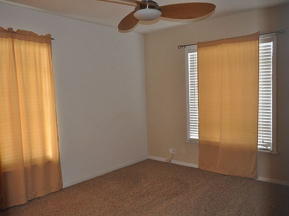 3rd image of 238 Saratoga Dr