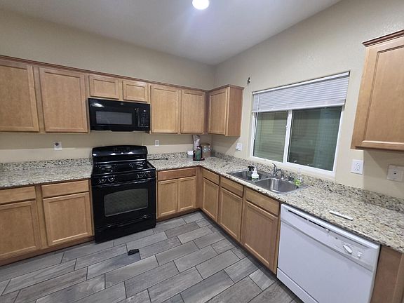 5th image of 7357 Palo Real Ct