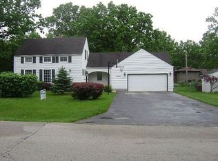 10439 W Paddock Ave, Beach Park, IL 60087