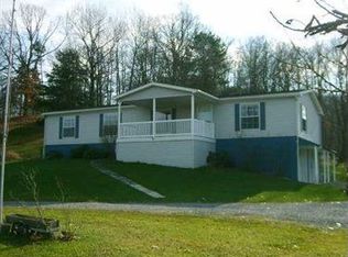 526 S Pike Rd, Sarver, PA 16055