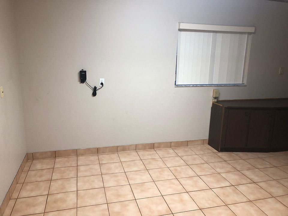 1st image of 3424 W Tampa Bay Blvd