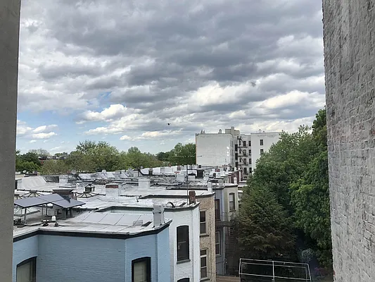 Rented by Lang Realty LLC | media 7