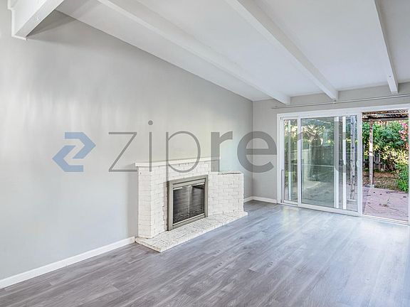 2nd image of 28368 Rochelle Ave