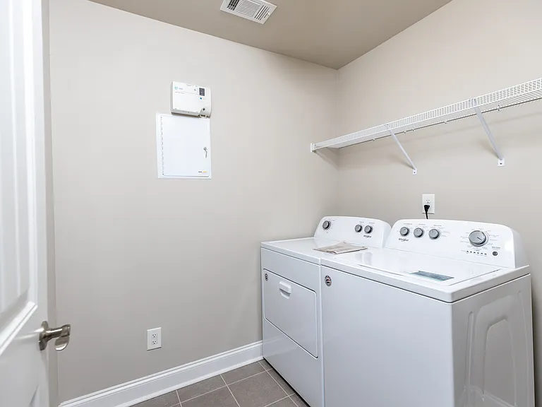 2171 Addison Way — Photo 4