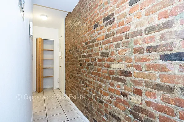 Rented by Copperwood Real Estate | media 29