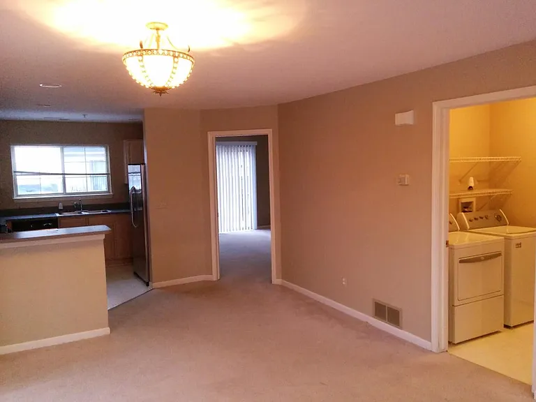 29430 Glen Oaks Blvd W — Photo 5