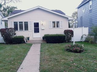 2917 Gabriel Ave, Zion, IL 60099