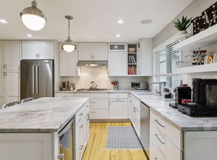 5916 Olinger Blvd, Edina, MN 55436