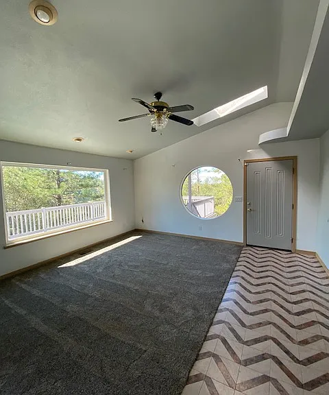 Glory Rd — Photo 11