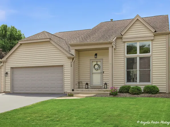 723 Edelweiss Dr, Lake Zurich, IL 60047