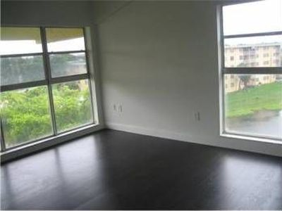 8775 Park Blvd APT 515, Miami, FL, 33172