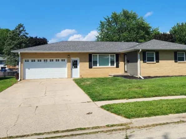 616 W 13th St, Rock Falls, IL 61071