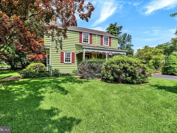 1800 Wrightfield Rd, Yardley, PA 19067