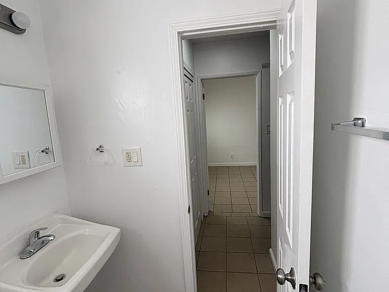 14129 Vanowen St — Photo 21