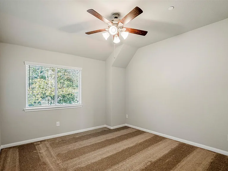 15524 Marina Dr — Photo 19