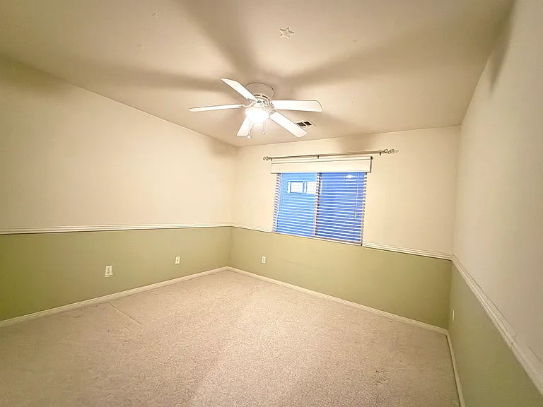 2951 Sycamore Ln — Photo 10