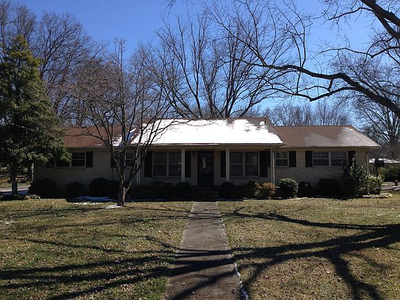 2nd image of 1007 Walton Dr