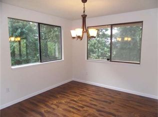 90 Grand View Ln, Bellingham, WA 98229