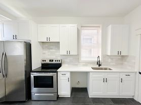 4167 Botanical Ave