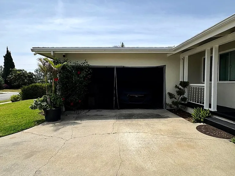 2935 Gayridge St — Photo 3