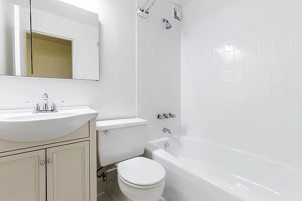 Rented by MNS | media 17