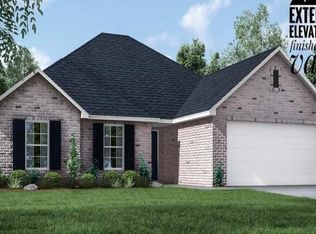 2702 S Angels Rd, Fayetteville, AR 72701