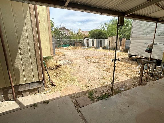4th image of 3013 E BEARDSLEY Road