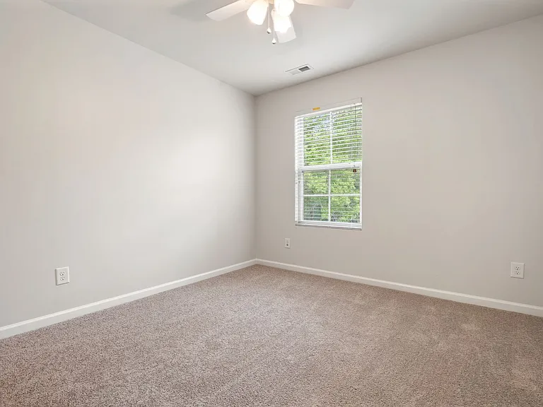 72 Argonaut Dr — Photo 20
